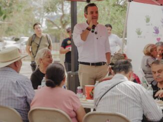 Reciben vecinos de nueve colonias de Juárez a Marco Bonilla para exponerle las necesidades de la zona