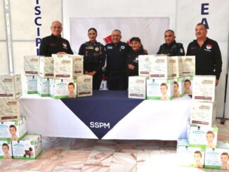 Entregan policía pañales y toallitas para apoyar a familias juarenses