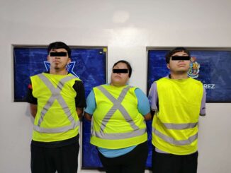 Detienen a tres traficantes de personas; rescatan a un migrante