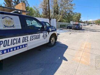 Movilizan a policías por reporte de presunta arma de fuego en secundaria de Villa Juárez