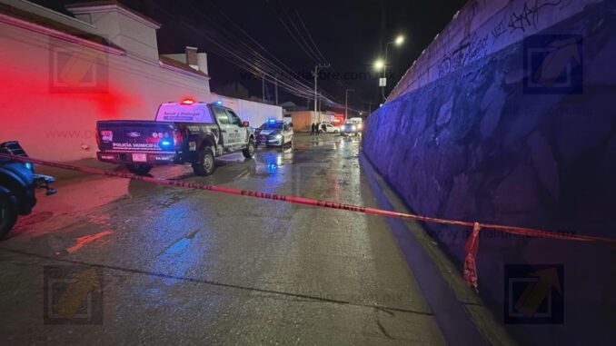Ataque a balazos contra chofer de plataforma deja una mujer muerta y al chofer herido en Quintas Carolinas