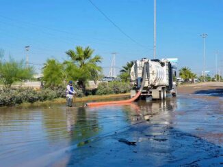 Retiran más de 5 millones de litros de agua del puente Centauro 