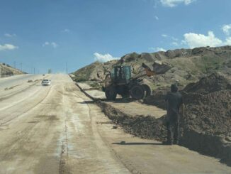 Limpian la intersección de calles J. J Méndez y Santiago