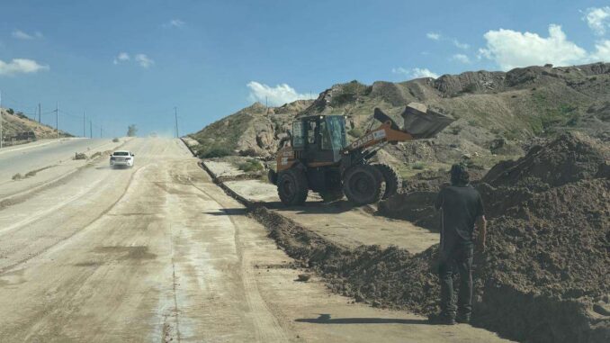 Limpian la intersección de calles J. J Méndez y Santiago